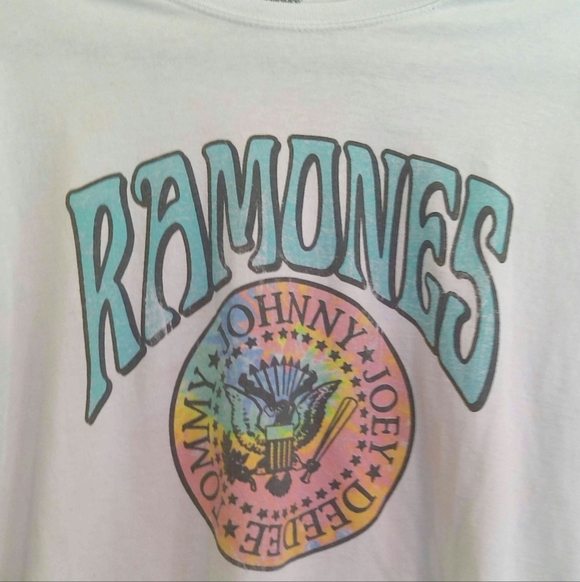 RAMONES SHIRT - Picture 4 of 7
